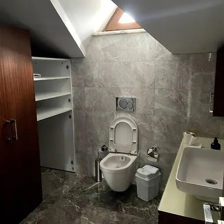 Sisli Nadide Sokak Teras D:6 * Isztambul