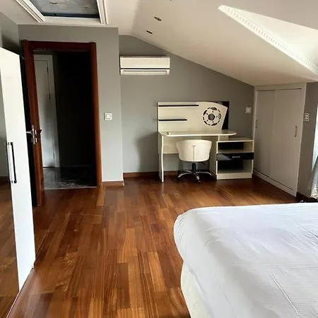 Sisli Nadide Sokak Teras D:6 Apartman Isztambul